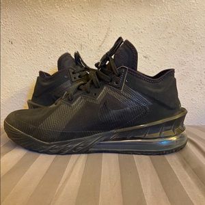 Nike Lebron 18 low “zero dark 23”